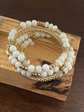 Beaded Spiral Wire Bracelet Gold White